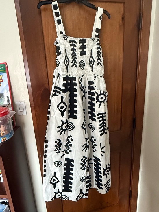 Umgee Pants - NWT: Umgee White and Black Smocked Sundress with Tribal Motif